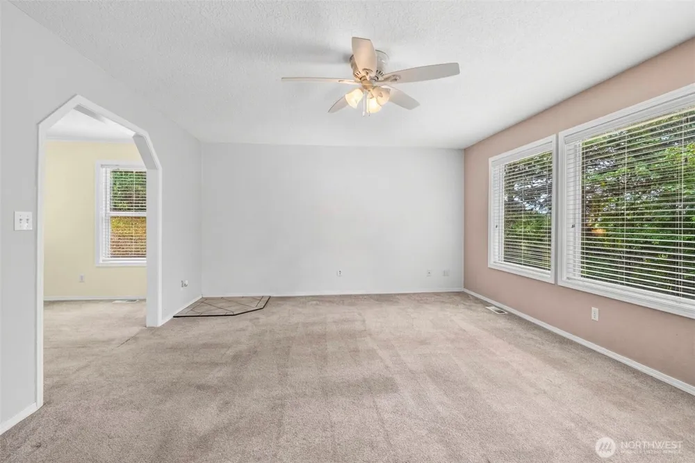 551 Haussler Road Kelso, WA 98626