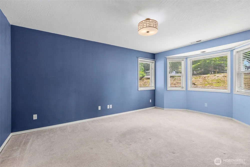 551 Haussler Road Kelso, WA 98626