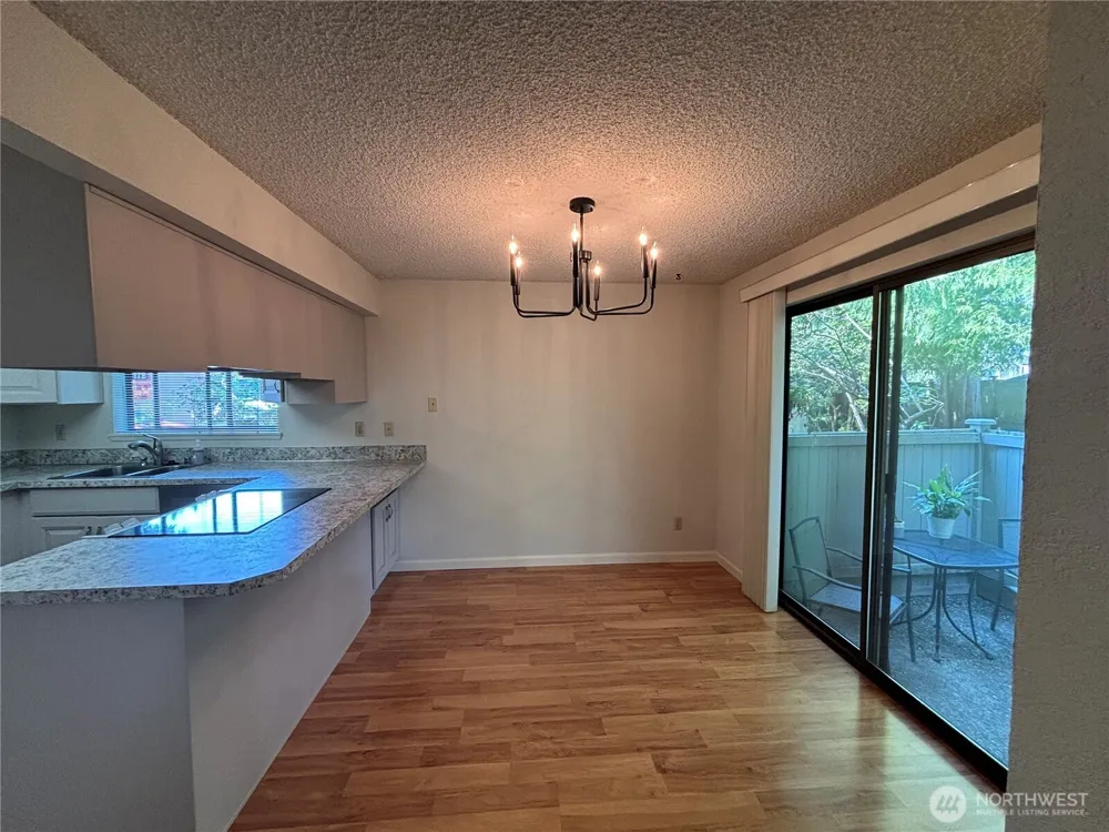 19219 40th Avenue W #H-1 Lynnwood, WA 98036