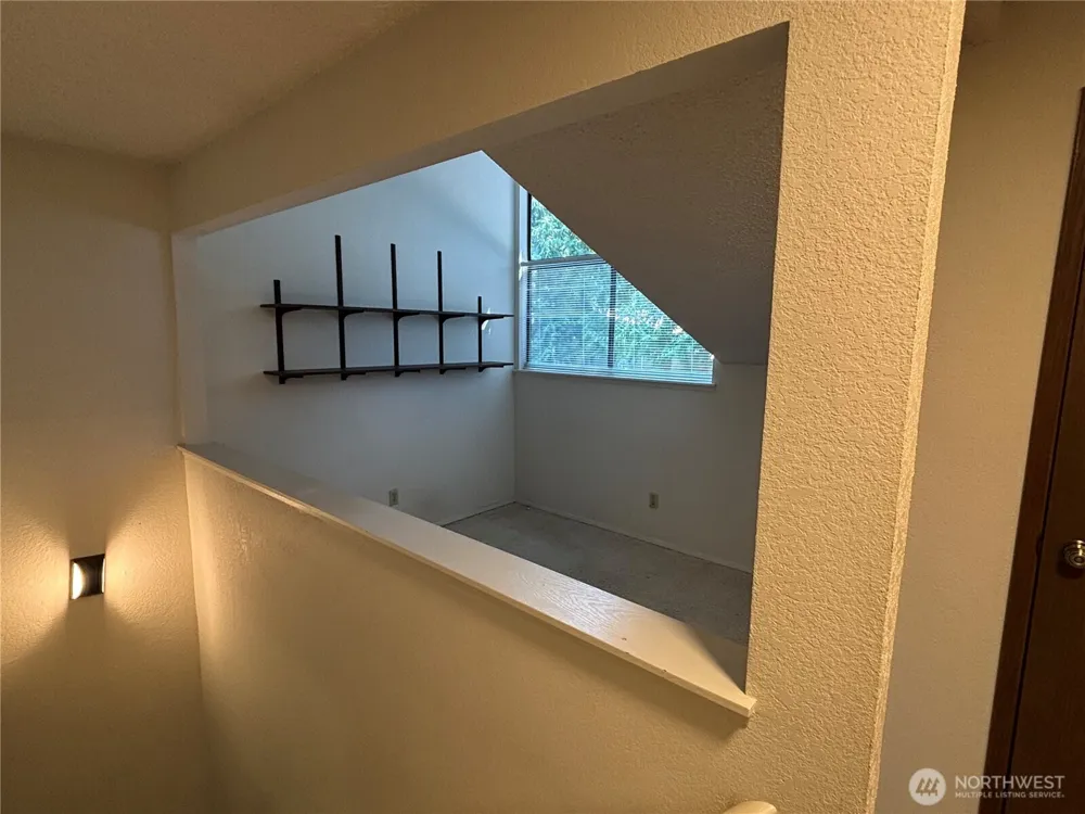 19219 40th Avenue W #H-1 Lynnwood, WA 98036
