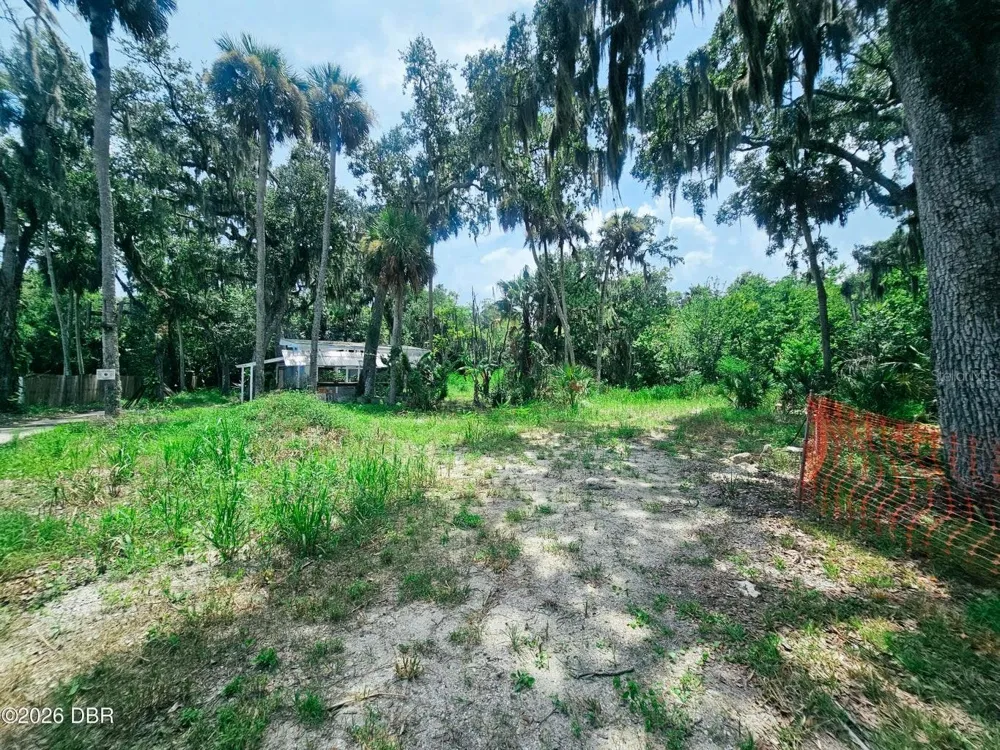 1922 ENTERPRISE AVENUE New Smyrna Beach, FL 32168