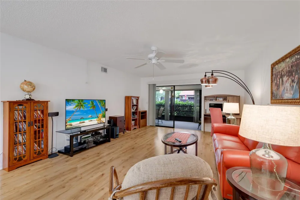 5400 34TH STREET W #B16 Bradenton, FL 34210