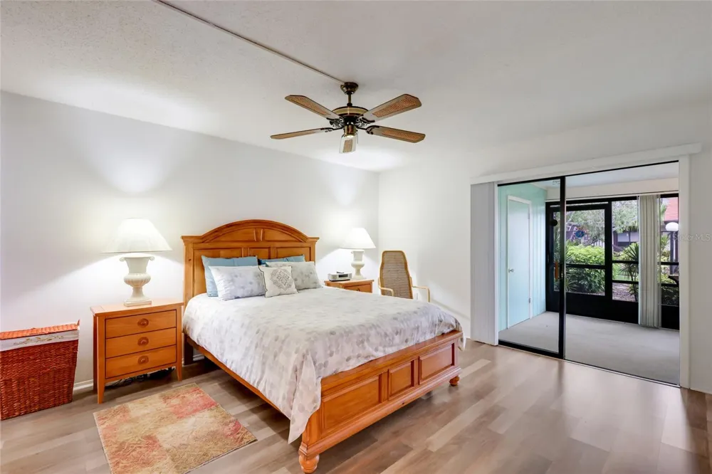 5400 34TH STREET W #B16 Bradenton, FL 34210