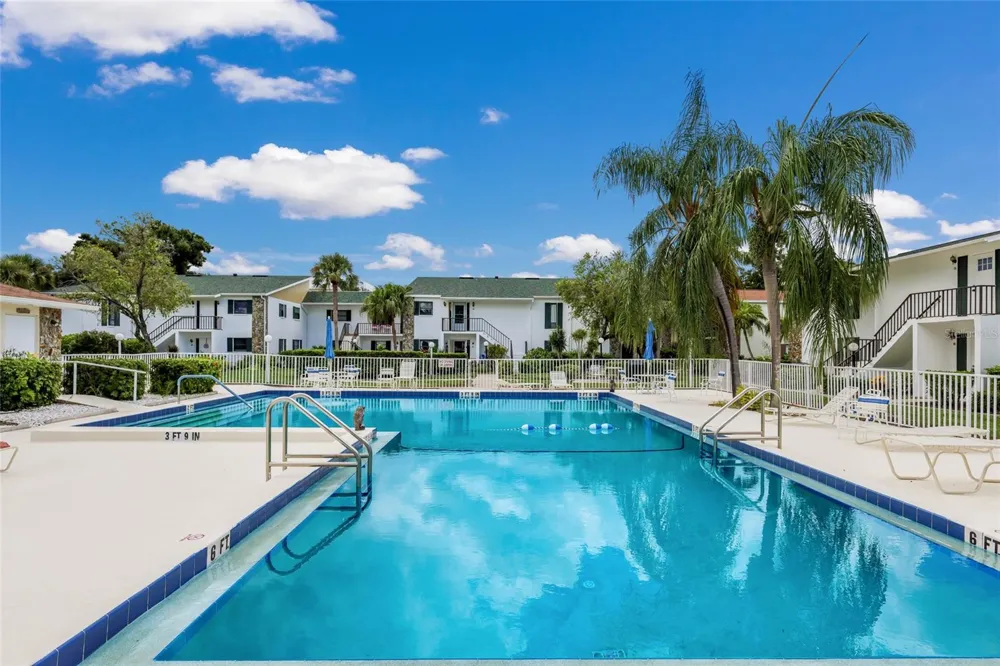 5400 34TH STREET W #B16 Bradenton, FL 34210