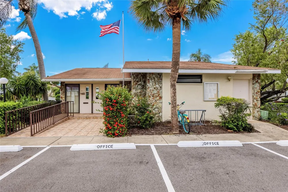 5400 34TH STREET W #B16 Bradenton, FL 34210