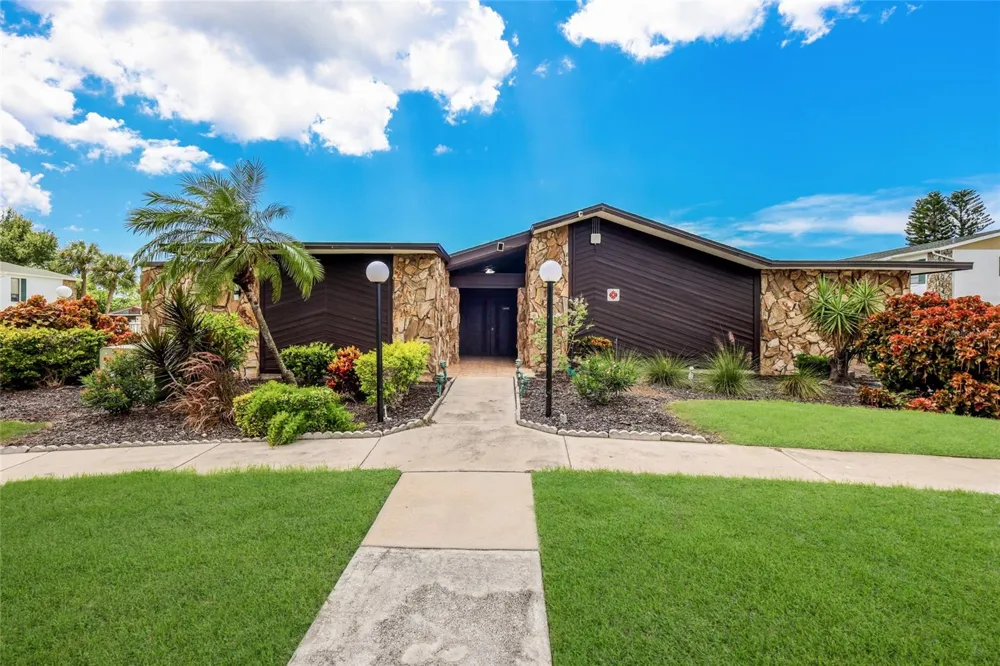 5400 34TH STREET W #B16 Bradenton, FL 34210