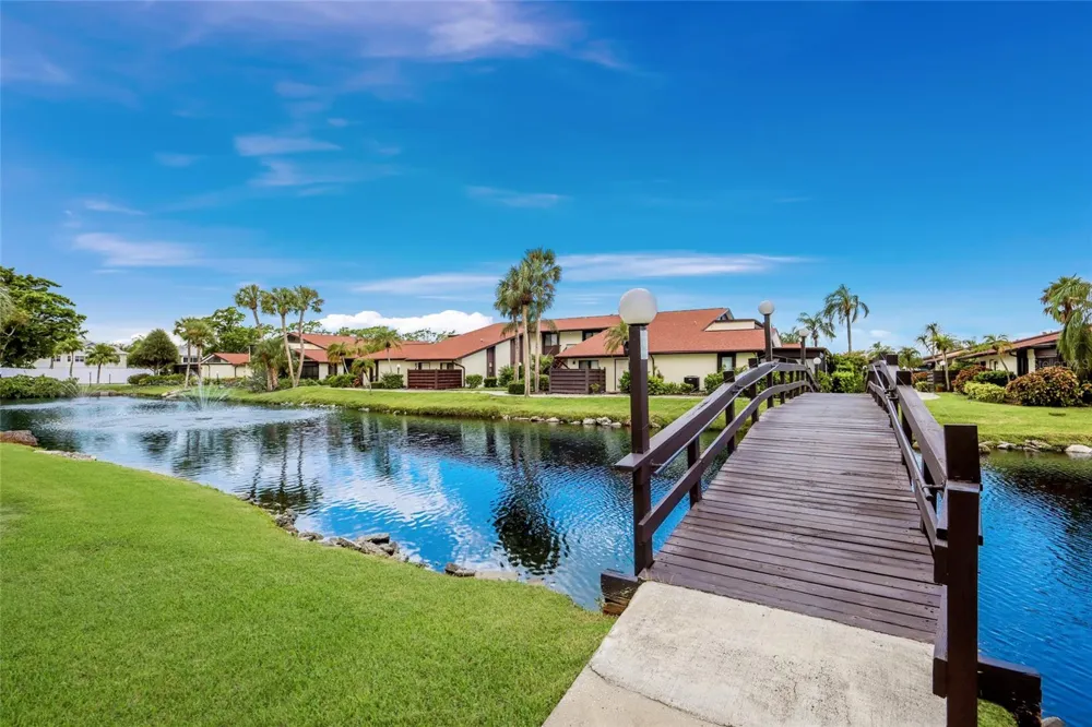 5400 34TH STREET W #B16 Bradenton, FL 34210