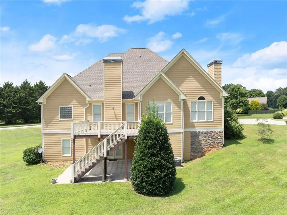 8510 Pintail Court Lula, GA 30554