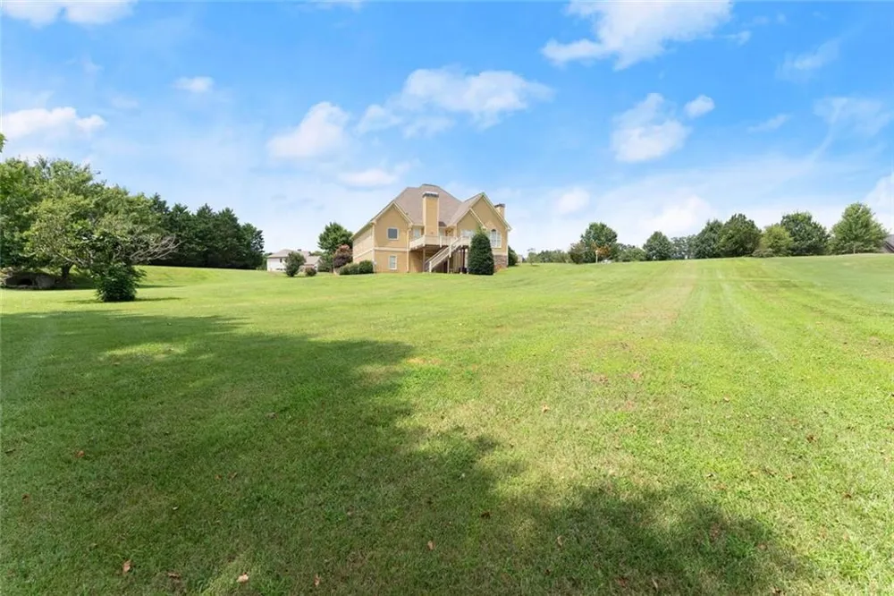 8510 Pintail Court Lula, GA 30554