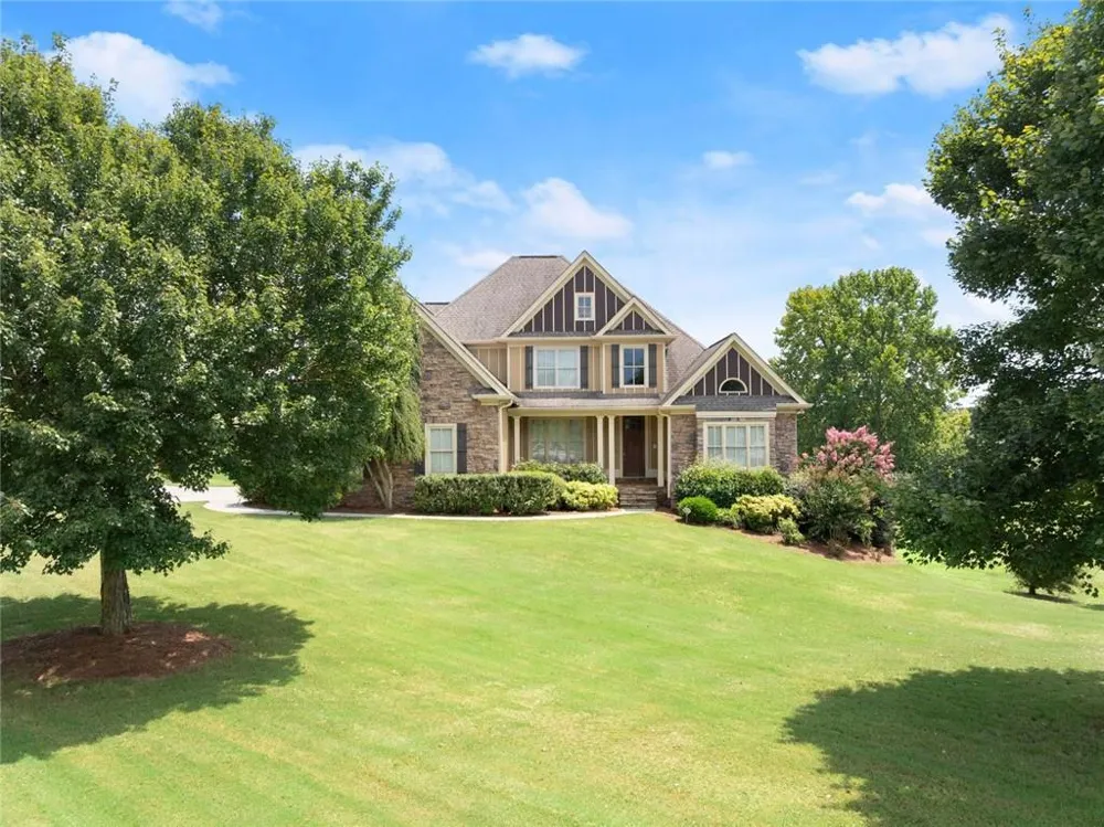 8510 Pintail Court Lula, GA 30554