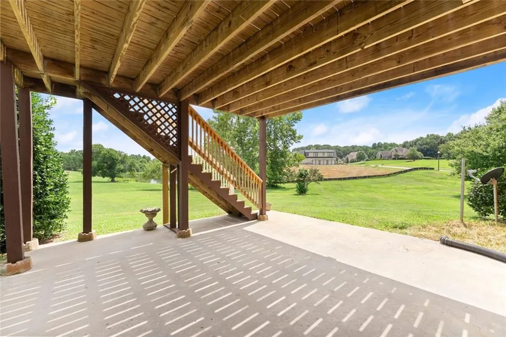 8510 Pintail Court Lula, GA 30554