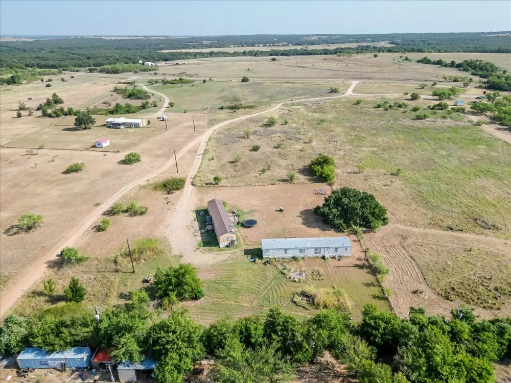 3966 Fm 2210 E Perrin, TX 76486