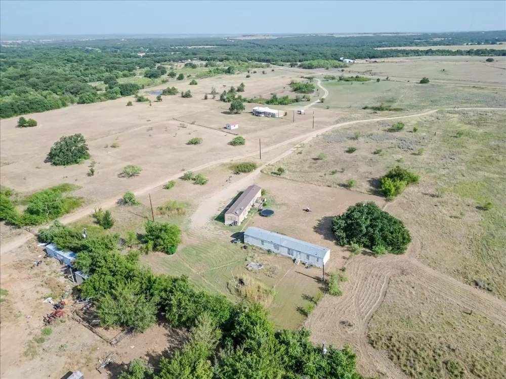 3966 Fm 2210 E Perrin, TX 76486