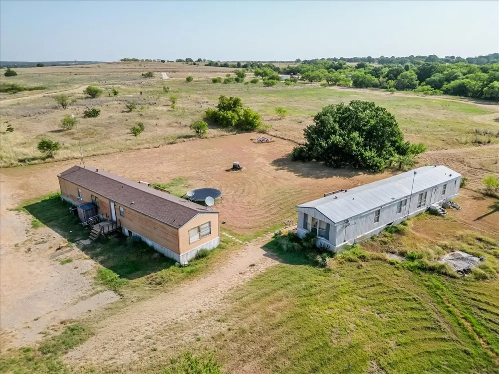 3966 Fm 2210 E Perrin, TX 76486