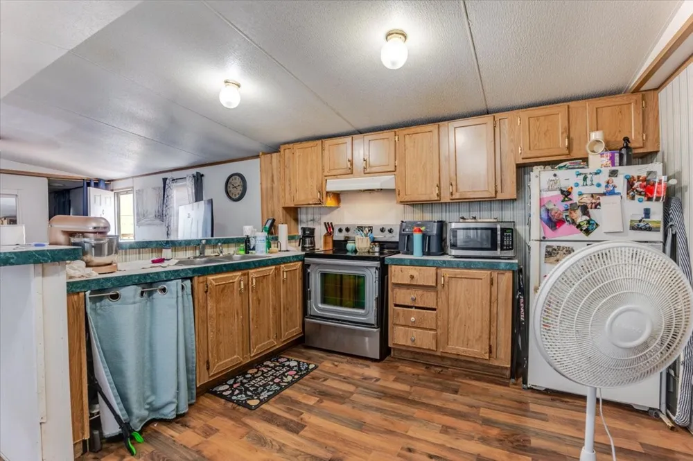 3966 Fm 2210 E Perrin, TX 76486