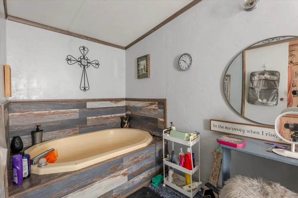 3966 Fm 2210 E Perrin, TX 76486