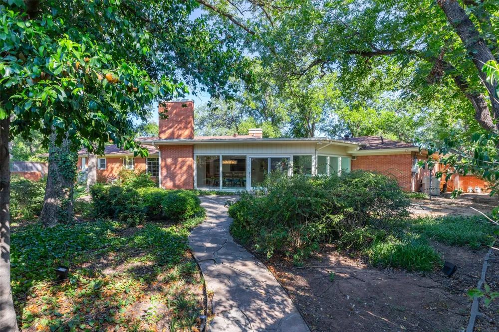 3765 Woodridge Drive Abilene, TX 79605