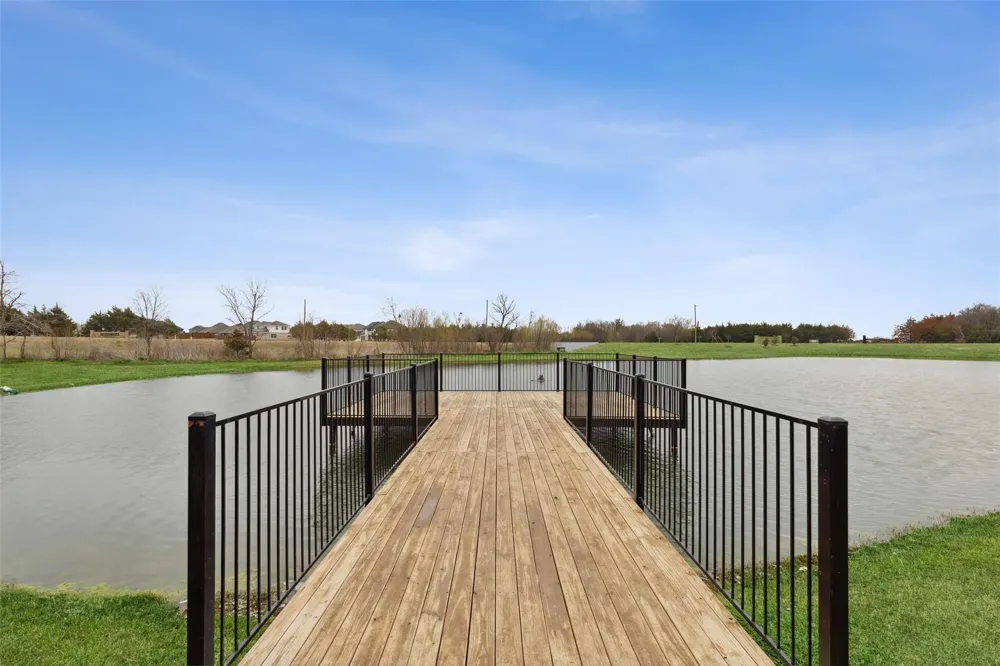 3428 flatiron Drive Royse City, TX 75189