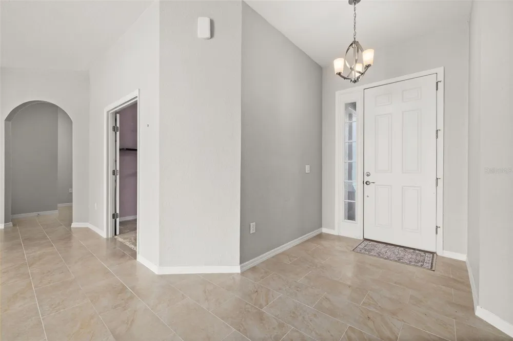 473 LAKE VIEW WAY Auburndale, FL 33823