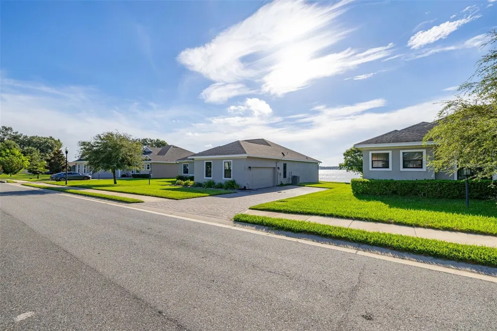 473 LAKE VIEW WAY Auburndale, FL 33823