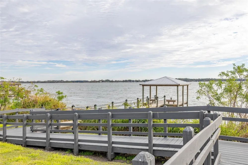 473 LAKE VIEW WAY Auburndale, FL 33823