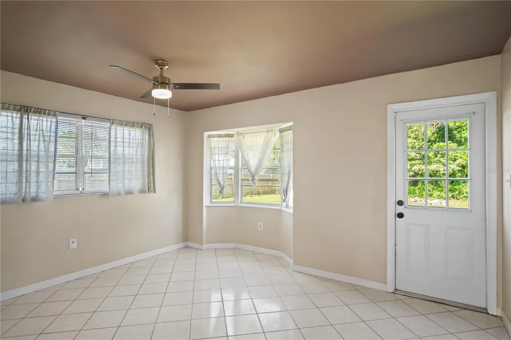 805 CENTER STREET Dundee, FL 33838