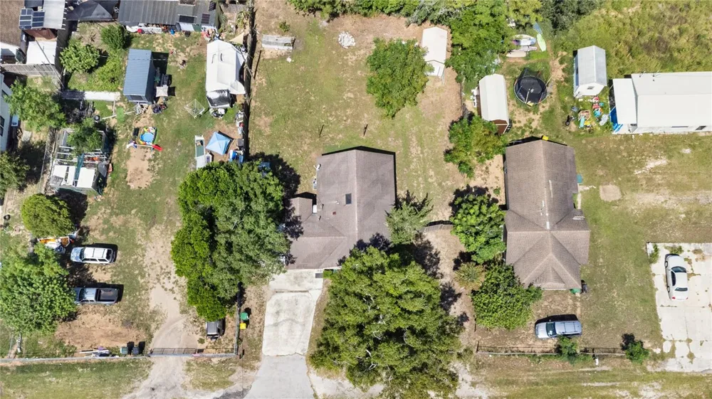 805 CENTER STREET Dundee, FL 33838