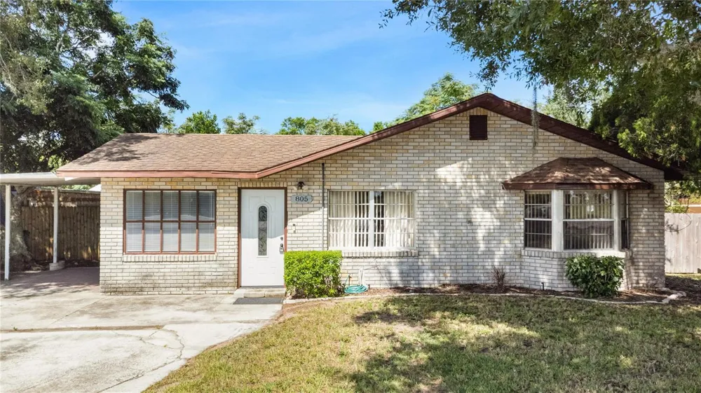 805 CENTER STREET Dundee, FL 33838