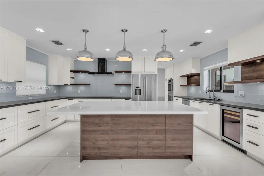 2700 SW 116th Ave Davie, FL 33330