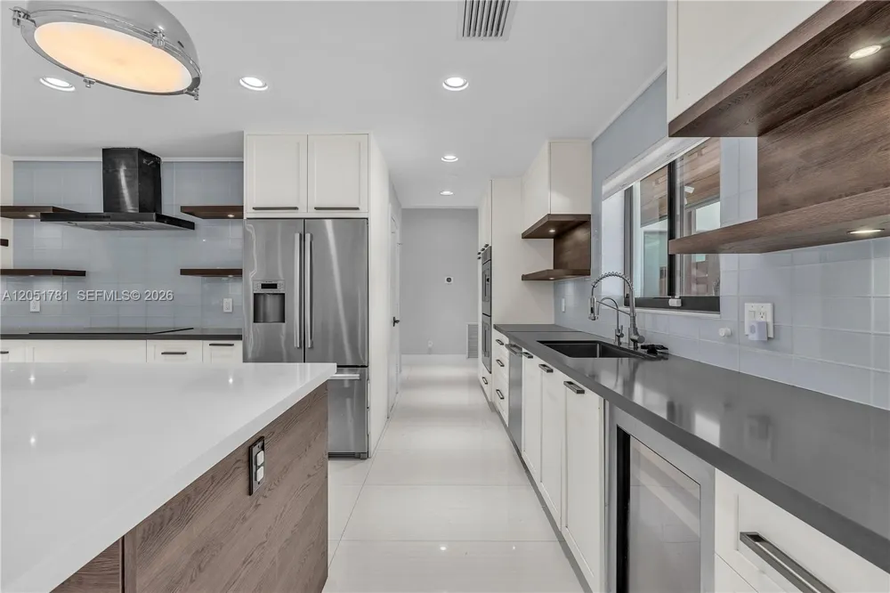 2700 SW 116th Ave Davie, FL 33330
