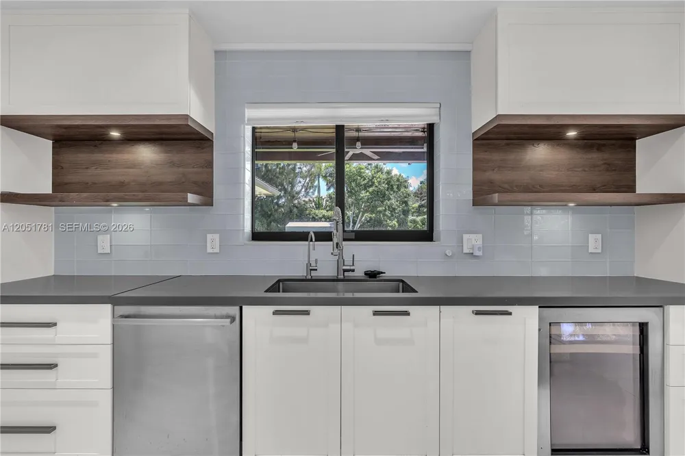 2700 SW 116th Ave Davie, FL 33330