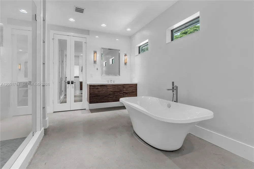 2700 SW 116th Ave Davie, FL 33330