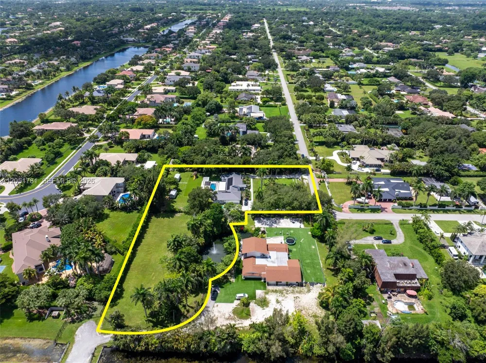 2700 SW 116th Ave Davie, FL 33330