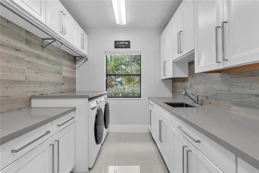 2700 SW 116th Ave Davie, FL 33330