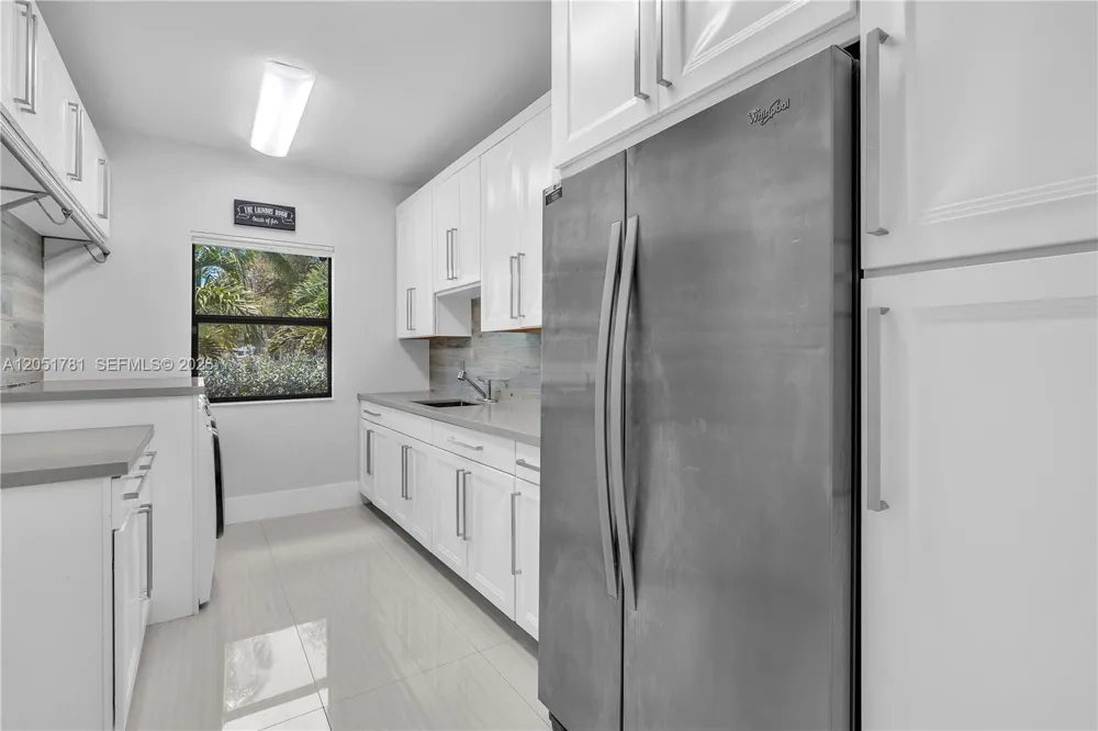 2700 SW 116th Ave Davie, FL 33330