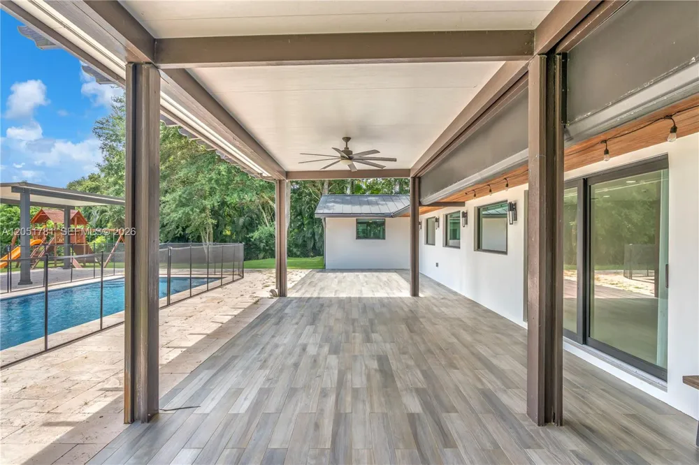 2700 SW 116th Ave Davie, FL 33330