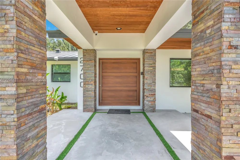 2700 SW 116th Ave Davie, FL 33330