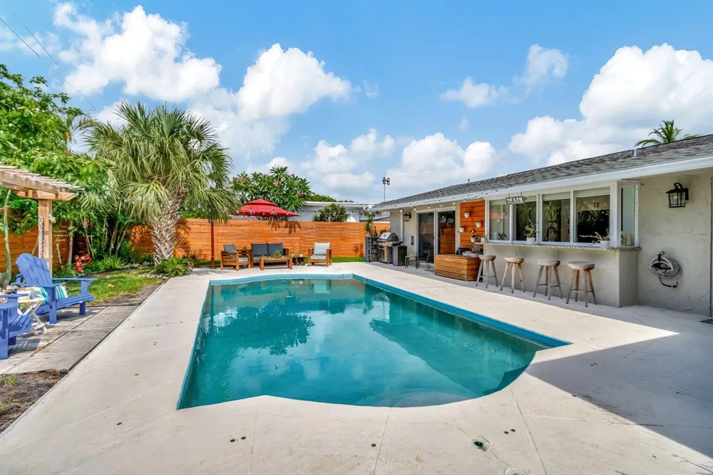 1066 SW 25TH WAY Boynton Beach, FL 33426