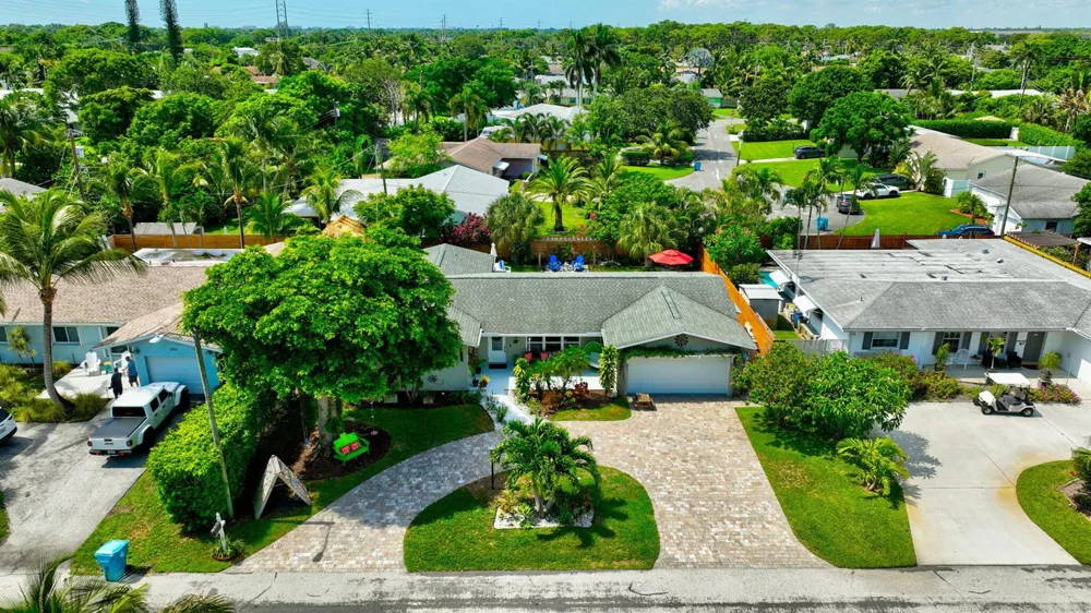 1066 SW 25TH WAY Boynton Beach, FL 33426