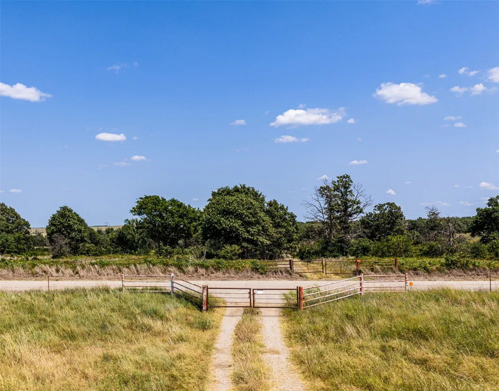 County Road Bartlesville, OK 74003