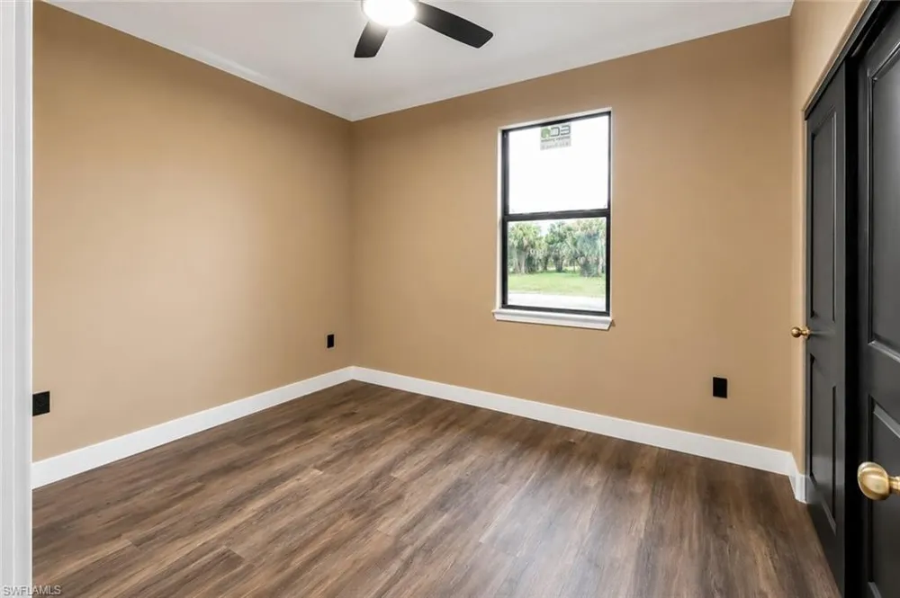 5033 Pinetree Circle Labelle, FL 33935