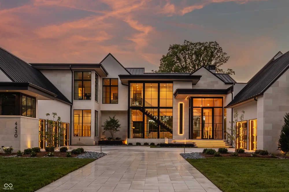 4430 Elmscott Ridge Zionsville, IN 46077