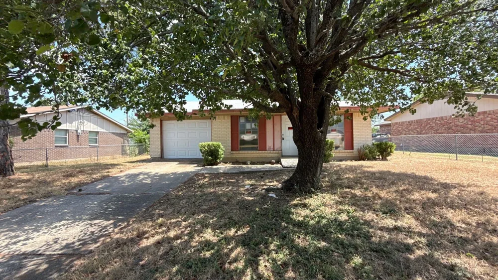 3976 Avocado Drive Dallas, TX 75241