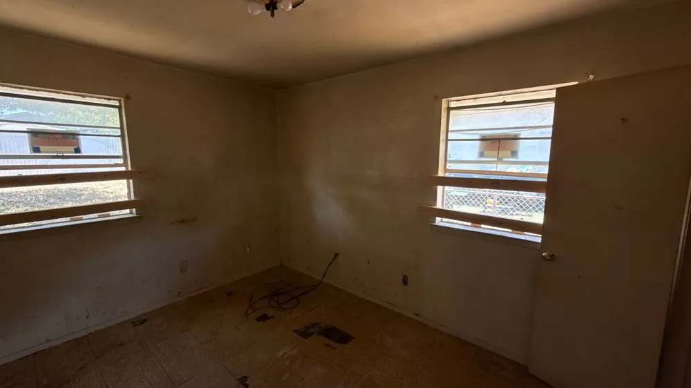 3976 Avocado Drive Dallas, TX 75241