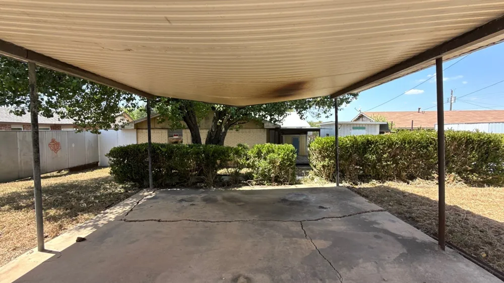 3976 Avocado Drive Dallas, TX 75241