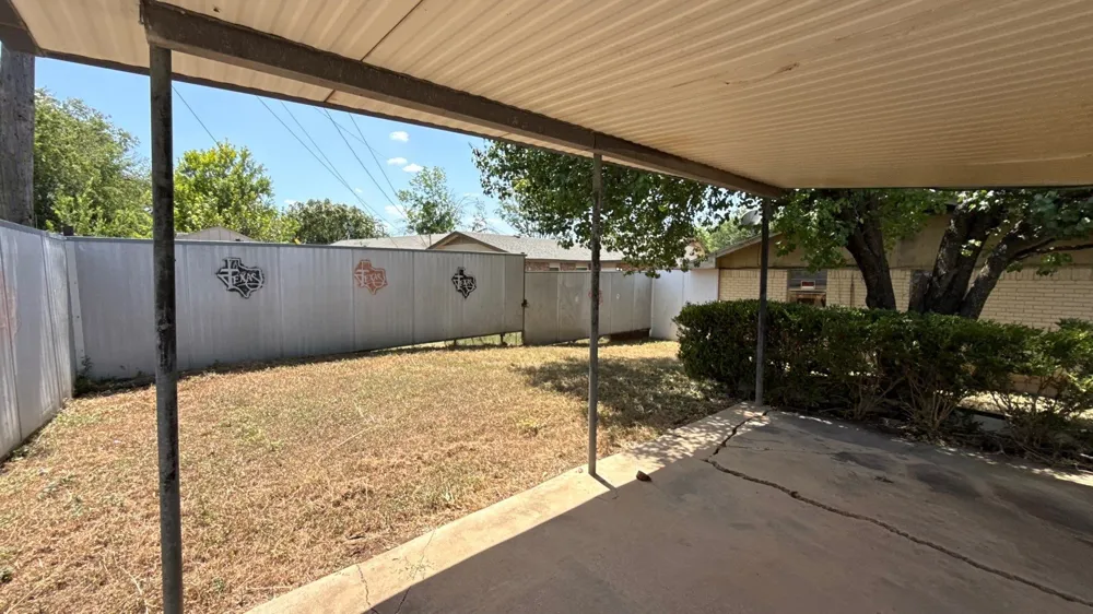 3976 Avocado Drive Dallas, TX 75241