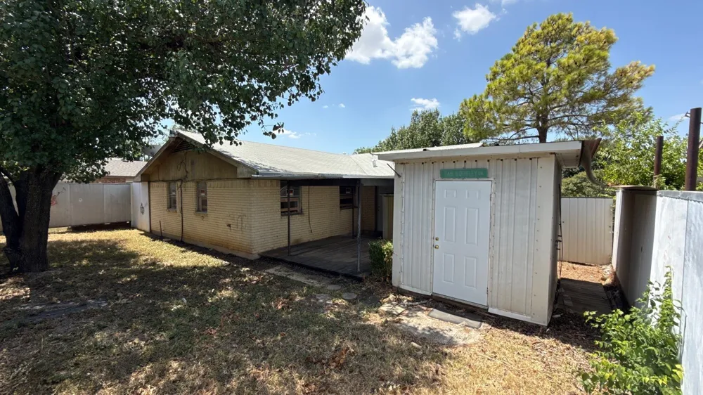 3976 Avocado Drive Dallas, TX 75241