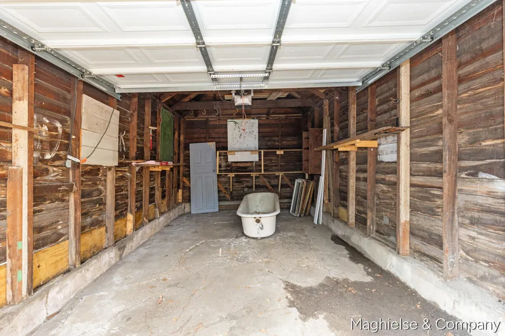 1106 Alpine Avenue NW Grand Rapids, MI 49504
