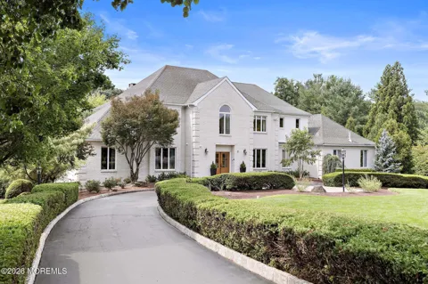 7 Twin Lakes Drive
