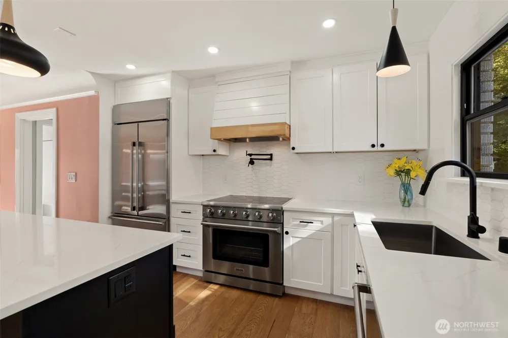 3302 E Pine Street Seattle, WA 98122